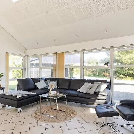 Four-bedroom In 24 Prázdninový dům Blåvand